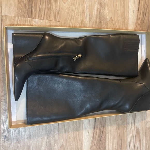 MICHAEL KORS ISRA WEDGE BOOT LEATHER US 5.5M - Picture 6 of 11